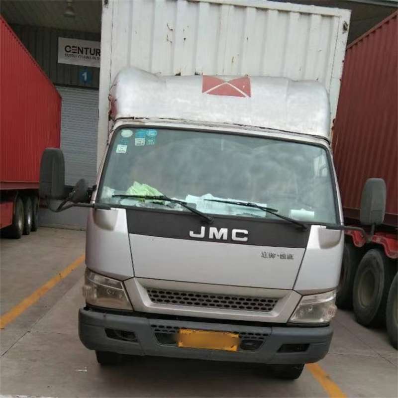 龙山区霍城县：物流专线的高效货运之旅