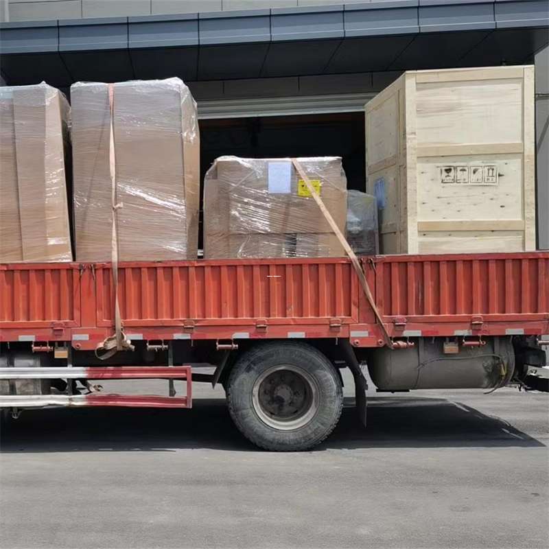 龙山区探索多元物流服务：从普货到冷链的运输之旅